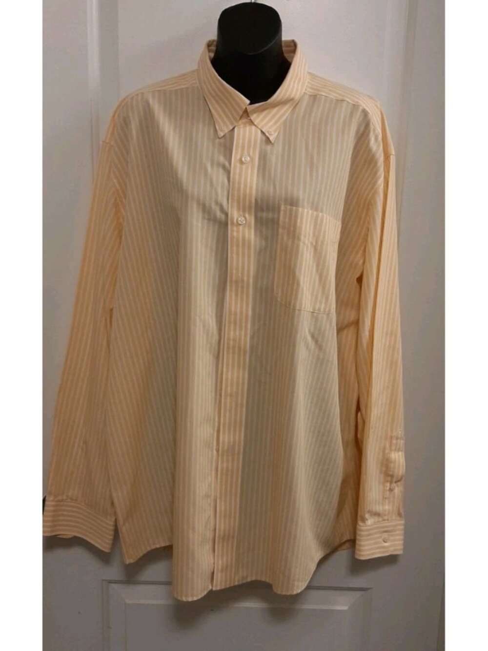 L.L. Bean Shirt Mens XLarge White Yellow Striped Button Down Long Sleeve